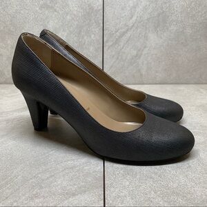 Bruno Magli charcoal embossed shoes pumps 39
